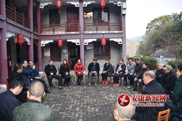 ��ί���v�F(tu��n)���׺����v�h��ʮ�Ŵ���