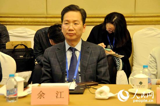 ������(gu��)�Z(y��)��W(xu��)��У�L(zh��ng) �཭������ȔzӰ��