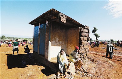 5��10�գ��ڿ��၆�{��(k��)�����������Ҵ������ڱ���ˮ�ݚ��ķ����ԡ����A��l(f��)