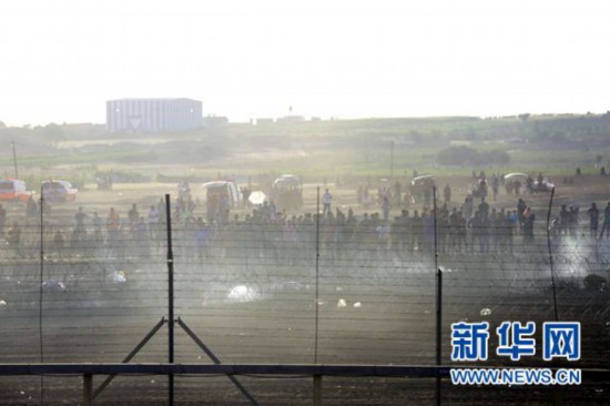 6��8�գ�����˹̹���ڼ�ɳ߅���e�п��h���������A�W(w��ng)ӛ������� �z