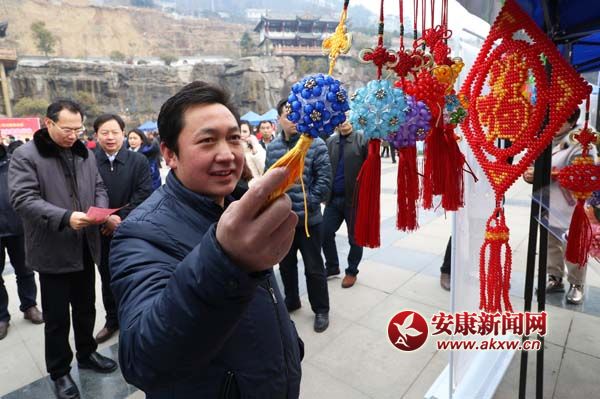 2��2�գ�����܊�ڍ��޿h�͘I(y��)��(chu��ng)�I(y��)&ldquo;���L(f��ng)�Є�&rdquo;��Ƹ���F(xi��n)���^�pһ�������ֹ�ˇƷ��˾�Įa(ch��n)Ʒ����� �z.jpg