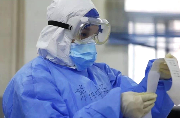 ���н��|�ߺ���z�y(c��)