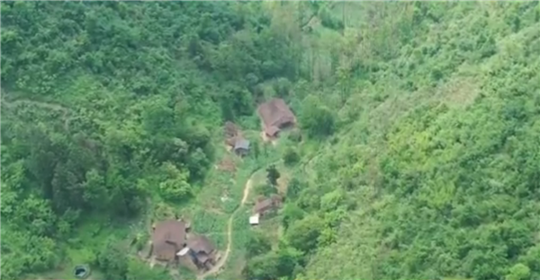 ȫ����Óؚ���ԡ���(y��u)��o�Ƭչ�����μ�ӰƬ�R�����߳���ɽ��ë���塷