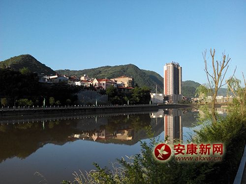 �̺��{(l��n)����ɽˮƽ��