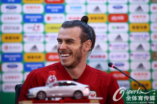 2018��3��25����2018���Ї����Qِǰհ������ʿِǰ�l(f��)������ؐ��Ц����_�� (Osportsȫ�w����ý ���(qu��n)��Ʒ ��(y��n)���D(zhu��n)�d) 